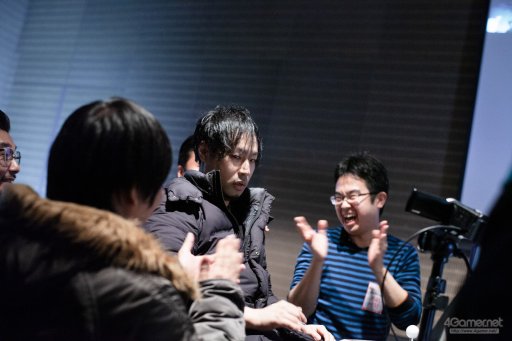 画像ギャラリー No.101のサムネイル画像 / 「ストIII 3rd」の祭典「第17回クーペレーションカップ」フォトレポート。レジェンドプレイヤー達の競演に白熱した現地の模様をお届け