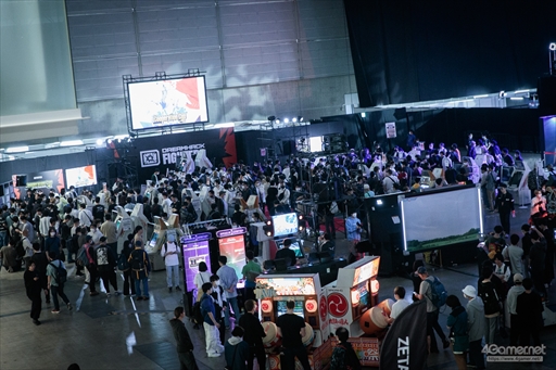画像ギャラリー No.003のサムネイル画像 / 「ストリートファイターIII 3rd STRIKE」の祭典が4年ぶりに復活。「第18回クーペレーションカップ」フォトレポート