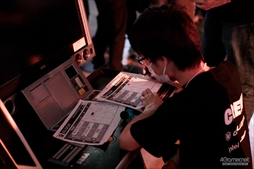 画像ギャラリー No.019のサムネイル画像 / 「ストリートファイターIII 3rd STRIKE」の祭典が4年ぶりに復活。「第18回クーペレーションカップ」フォトレポート