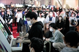 画像ギャラリー No.021のサムネイル画像 / 「ストリートファイターIII 3rd STRIKE」の祭典が4年ぶりに復活。「第18回クーペレーションカップ」フォトレポート