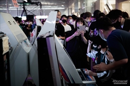 画像ギャラリー No.072のサムネイル画像 / 「ストリートファイターIII 3rd STRIKE」の祭典が4年ぶりに復活。「第18回クーペレーションカップ」フォトレポート