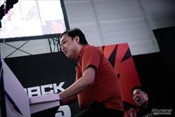 画像ギャラリー No.129のサムネイル画像 / 「ストリートファイターIII 3rd STRIKE」の祭典が4年ぶりに復活。「第18回クーペレーションカップ」フォトレポート