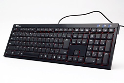 画像ギャラリー No.002のサムネイル画像 / 元DHARMAPOINTのデザイナーが放つゲーマー向けパンタグラフ式キーボード ，そのデキは？ 「BFKB113PBK」を使ってみた