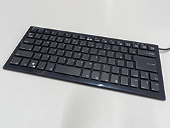 ビット・トレード・ワン，Nキーロールオーバーのゲーマー向け10キーレスパンタグラフキーボードを発売。税込約5700円