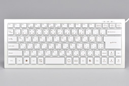 画像ギャラリー No.003のサムネイル画像 / 10キーレス&パンタグラフ式ゲーマー向けキーボード「BFKB88PC」レビュー。とにかく小さくて使えるのが欲しいならこれだ