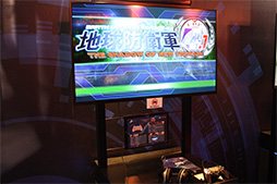 画像ギャラリー No.004のサムネイル画像 / ［TGS 2014］巨大ロボ vs 巨大怪獣の戦闘が加わったPS4用「地球防衛軍4.1」プレイレポート。特撮アクションの巨大ロボ戦がこの手で楽しめる