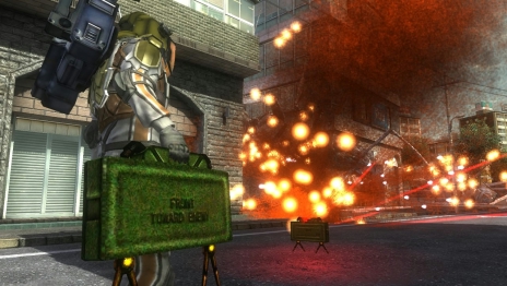 画像ギャラリー No.062のサムネイル画像 / 「地球防衛軍4.1 THE SHADOW OF NEW DESPAIR」では700種類以上の武器，80種類以上の搭乗兵器を使用可能。充実したオンラインプレイ要素も明らかに