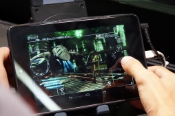 画像ギャラリー No.006のサムネイル画像 / ［TGS 2014］Androidタブレットで「FFVII」や「FFXIII」を“普通に遊べる”不思議な感覚。「DIVE IN」のプレイムービーを掲載