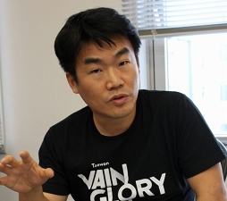 画像ギャラリー No.004のサムネイル画像 / 「Vainglory」アジア太平洋ゼネラルマネージャーに就任したユン・テウォン氏にインタビュ―。日本人の平均プレイ時間は世界一という意外な結果も