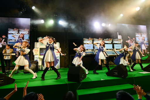 画像ギャラリー No.026のサムネイル画像 / ［JAEPO2015］BEMANIシリーズの人気楽曲が目白押し。「BEMANI SPECIAL LIVE in JAEPO2015」の様子をフォトレポート