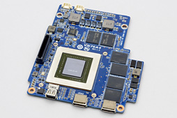 画像ギャラリー No.024のサムネイル画像 / 手のひらサイズで“GTX 760”搭載。GIGABYTE製の超小型ゲーマー向けベアボーン「BRIX Gaming」を動かしてみた