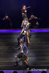 画像ギャラリー No.020のサムネイル画像 / 12振りの刀剣男士による殺陣シーンは必見! 舞台「『刀剣乱舞』虚伝 燃ゆる本能寺」ゲネプロをレポート