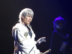 画像ギャラリー No.004のサムネイル画像 / 刀剣男士達の新たな戦いが幕を開ける! 「舞台『刀剣乱舞』義伝 暁の独眼竜」ゲネプロ公演をレポート