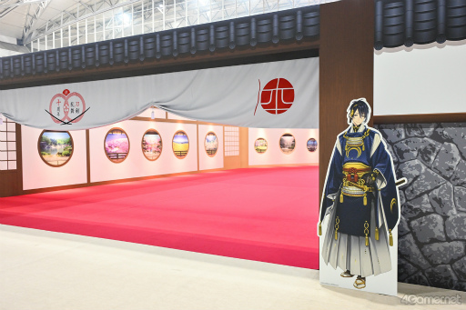 画像ギャラリー No.005のサムネイル画像 / 本丸での10年の軌跡を振り返る。「刀剣乱舞ONLINE」サービス開始10周年記念行事「刀剣乱舞 大本丸博 2025」展示会場レポート