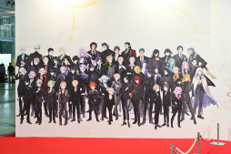 画像ギャラリー No.022のサムネイル画像 / 本丸での10年の軌跡を振り返る。「刀剣乱舞ONLINE」サービス開始10周年記念行事「刀剣乱舞 大本丸博 2025」展示会場レポート