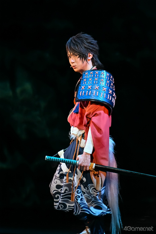 画像ギャラリー No.002のサムネイル画像 / 「ミュージカル『刀剣乱舞』 〜坂龍飛騰〜」会見&ゲネプロレポート。新時代の旗を掲げるを合言葉に,陸奥守吉行と坂本龍馬の熱いドラマを描く