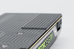 画像ギャラリー No.011のサムネイル画像 / 「GeForce GTX 980 & 970」レビュー。極めて高い電力効率が謳われる第2世代Maxwellの第1弾は「看板に偽りなし」