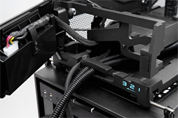 画像ギャラリー No.043のサムネイル画像 / 43万円の「簡易液冷仕様のOC版GTX 980が3枚と大型冷却システムのセット」をPCに組み込んでみた。GIGABYTE「GV-N980X3WA-4GD」レビュー