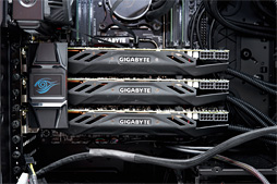 画像ギャラリー No.049のサムネイル画像 / 43万円の「簡易液冷仕様のOC版GTX 980が3枚と大型冷却システムのセット」をPCに組み込んでみた。GIGABYTE「GV-N980X3WA-4GD」レビュー