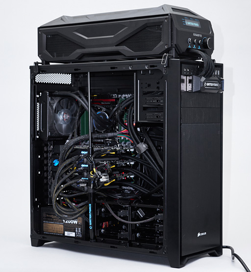 画像ギャラリー No.053のサムネイル画像 / 43万円の「簡易液冷仕様のOC版GTX 980が3枚と大型冷却システムのセット」をPCに組み込んでみた。GIGABYTE「GV-N980X3WA-4GD」レビュー