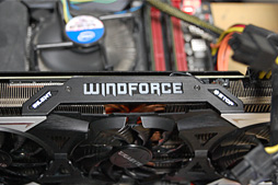 画像ギャラリー No.010のサムネイル画像 / 堂々の下克上でGTX TITAN X超え。GIGABYTEオリジナルのOC版GTX 980 Tiカードは相当に速かった
