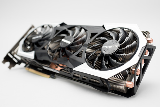 画像ギャラリー No.034のサムネイル画像 / 堂々の下克上でGTX TITAN X超え。GIGABYTEオリジナルのOC版GTX 980 Tiカードは相当に速かった