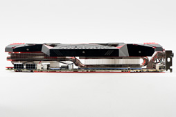 画像ギャラリー No.006のサムネイル画像 / DuraProブランドの第1弾となるGTX 980 Tiカード「DuraPro-GTX980Ti-6GB」を試す。「安心して使えるプレミアムブランド」が持つ価値とは