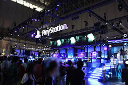 画像ギャラリー No.001のサムネイル画像 / ［TGS 2014］スマホ用人気リズムゲームがPS Vitaに。「DEEMO ラスト・リサイタル（仮）」をさっそくプレイしてきた