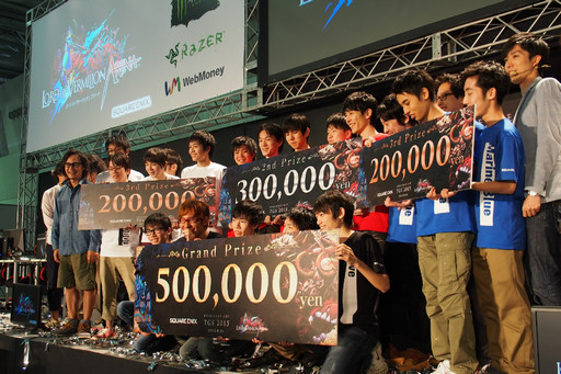 画像ギャラリー No.006のサムネイル画像 / ［TGS 2015］「LORD of VERMILION ARENA」のゲーム大会「LoVA Challenge Cup」決勝をレポート。本作初のオフライン大会を制したのは？