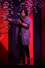 画像ギャラリー No.026のサムネイル画像 / 甘く囁き，壁ドンする傾城に酔いしれる「男遊郭　〜夏の宵の花吹雪〜」レポート