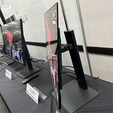 画像ギャラリー No.002のサムネイル画像 / ゲーマー向け有機ELディスプレイの試作機をIOデータが公開。GigaCrystaの10周年を記念したゲーマー向け「押し寿司」も発売