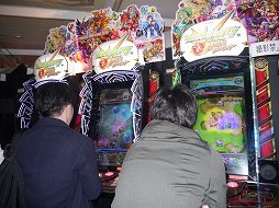 画像ギャラリー No.004のサムネイル画像 / 「モンスト」がついにアーケードに進出！　「モンスターストライク MULTI BURST」ロケーションテストをレポート