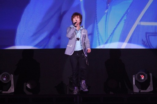 画像ギャラリー No.004のサムネイル画像 / 秘技“床ドン”も飛び出したイベント「ROOT∞REXX Valentine Live 2015」昼公演の模様をレポート。出演声優陣による朗読劇や白熱のライブに大盛り上がり