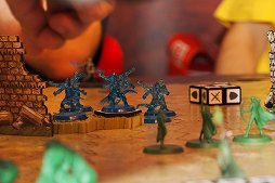 画像ギャラリー No.012のサムネイル画像 / ［SPIEL’14］あのM:tGがボードゲームに！ ついにベールを脱いだ「Magic: The Gathering Strategy Board Game」プレイレポート