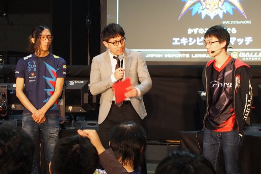画像ギャラリー No.009のサムネイル画像 / シーズン3の覇者はCYCLOPS OSAKAに決定。「日本eスポーツリーグ2018 Winter」オフライン決勝戦レポート
