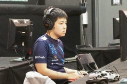 画像ギャラリー No.012のサムネイル画像 / シーズン3の覇者はCYCLOPS OSAKAに決定。「日本eスポーツリーグ2018 Winter」オフライン決勝戦レポート
