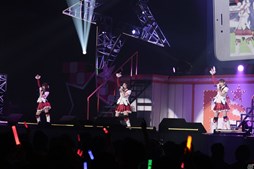 画像ギャラリー No.004のサムネイル画像 / 「アイドルクロニクル」新機能「MVモード」を実装。P's LIVE!02再現ステージ解放
