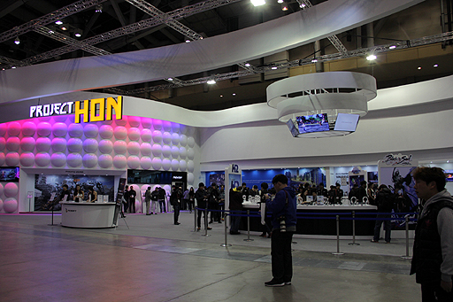 画像ギャラリー No.001のサムネイル画像 / ［G-Star 2014］「Project HON」スマホ版はどんな感じか？ 直撮りインタラクティブムービーを掲載