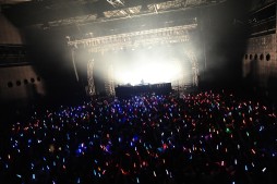 画像ギャラリー No.029のサムネイル画像 / エクストラミッションとライブでグラビティは最高潮。4thKAC「SOUND VOLTEX III」“再決勝戦”＆「beatnation summit 2015」レポート