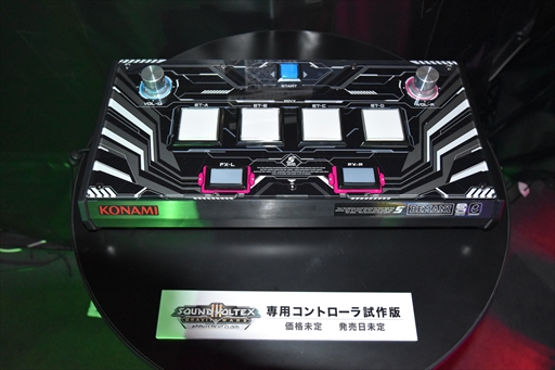 画像ギャラリー No.002のサムネイル画像 / ［JAEPO2017］「SOUND VOLTEX III GRAVITY WARS」のe-AMUSEMENT CLOUD版と，家庭向け専用コントローラが出展