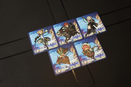 画像ギャラリー No.015のサムネイル画像 / 「世界樹の迷宮V」本日限りの発売記念抽選会が東京と大阪で開催中。秋葉原のフードコート「B-1グランプリ食堂」ではオリジナルコースターがもらえるコラボもスタート