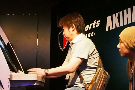画像ギャラリー No.031のサムネイル画像 / 「ヴァンパイアセイヴァー」の3on3大会「Judgement Day 6」レポート。稼働21年目の優勝は，リネ選手/海の子選手/こめまる選手によるチーム「DDCばけーしょん」の手に