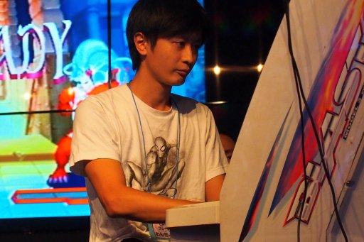 画像ギャラリー No.045のサムネイル画像 / 「ヴァンパイアセイヴァー」の3on3大会「Judgement Day 6」レポート。稼働21年目の優勝は，リネ選手/海の子選手/こめまる選手によるチーム「DDCばけーしょん」の手に