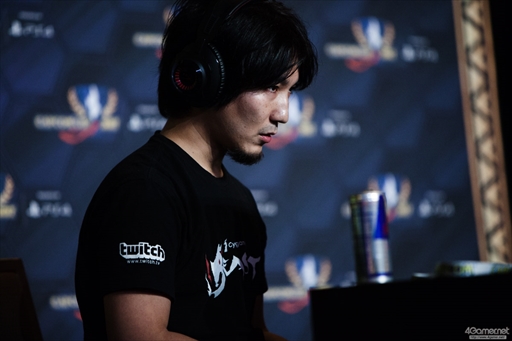 画像ギャラリー No.089のサムネイル画像 / 「ストリートファイターV」の公式世界大会「Capcom Cup 2017」本戦が開幕。最終日に進出する8人が決定した2日目Twitterまとめ