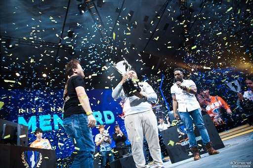 画像ギャラリー No.038のサムネイル画像 / 「ストリートファイターV」の公式世界大会「Capcom Cup 2017」，最終日Twitterまとめ。ドミニカ共和国のMenaRD選手が優勝