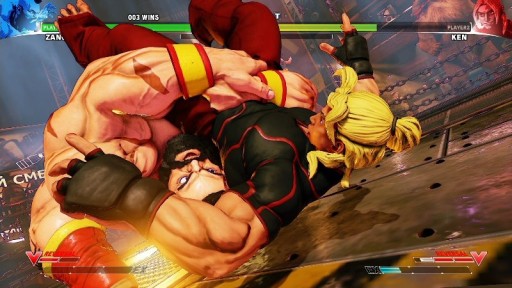 画像ギャラリー No.010のサムネイル画像 / 「ストリートファイターV」は“深み”を悟るのが難しいゲームになる。カプコン杉山Pと中山D,そしてプランナーのヲシゲ氏が占う,2016年のプレイシーン