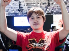 「ストリートファイターV」は“深み”を悟るのが難しいゲームになる。カプコン杉山Pと中山D，そしてプランナーのヲシゲ氏が占う，2016年のプレイシーン