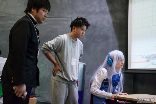 画像ギャラリー No.028のサムネイル画像 / ウメハラ氏の発案に40名超のプレイヤーが参戦。まさかの“太陽の塔”コスも披露された,「ウメハラ杯〜コスプレ限定大会〜」フォトレポート