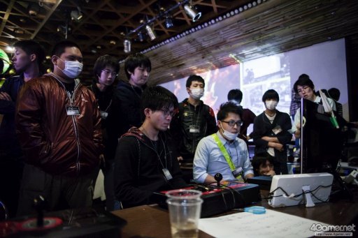 画像ギャラリー No.002のサムネイル画像 / 関西で行われた国内最大規模の格ゲー大会「KVO×TSB2016」フォトレポート。全14種目のトーナメントに1200人が参加