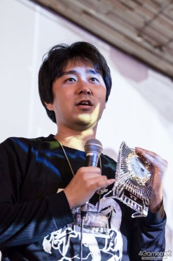 画像ギャラリー No.010のサムネイル画像 / 関西で行われた国内最大規模の格ゲー大会「KVO×TSB2016」フォトレポート。全14種目のトーナメントに1200人が参加